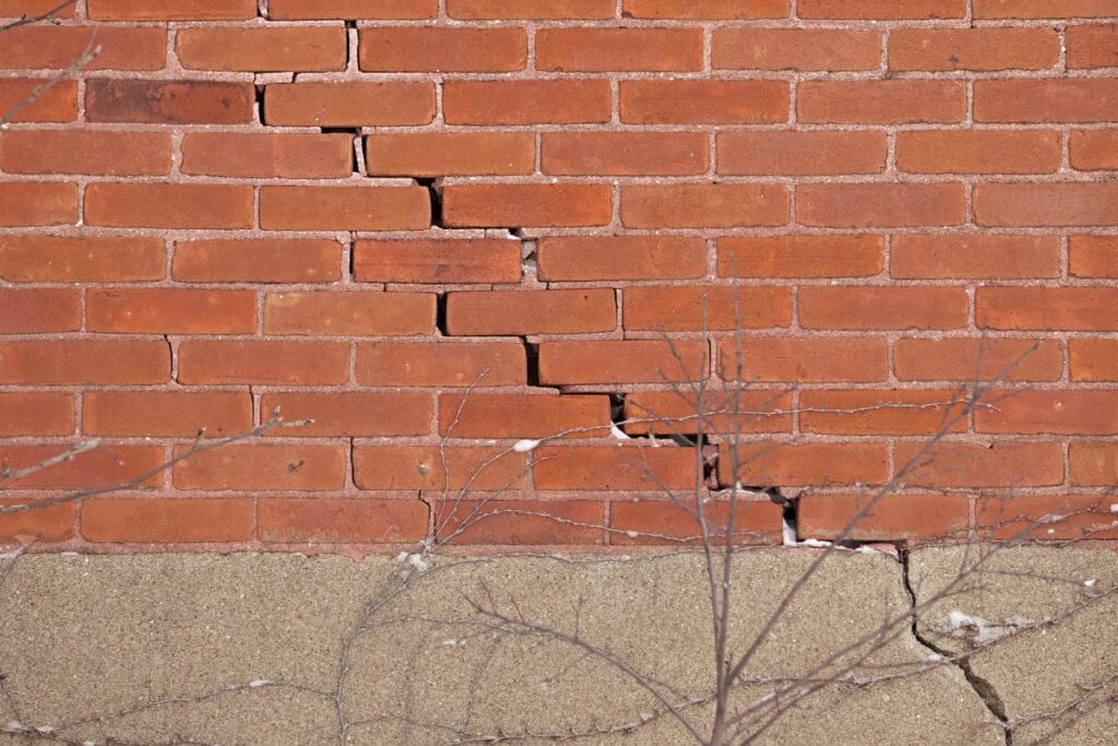 How to prevent foundation cracks | Eastern Basements